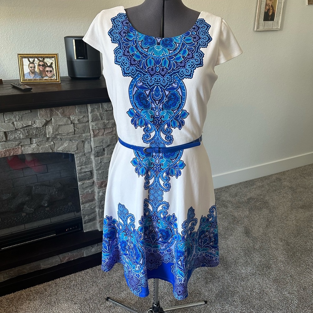Floral mandala pattern in blue on white dress